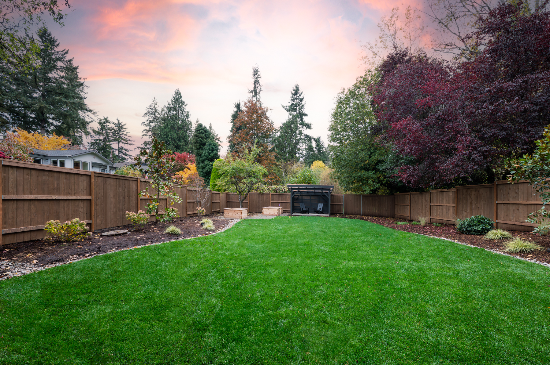 20251030 661SixthStLO 1084