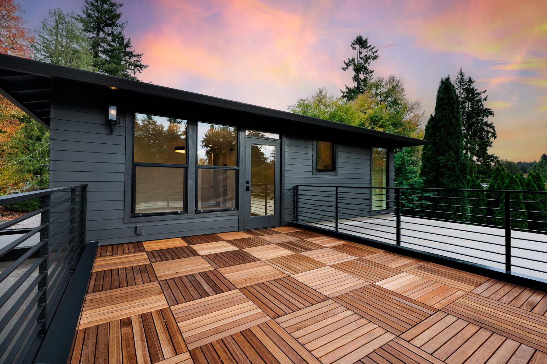 20251030 661SixthStLO 1105