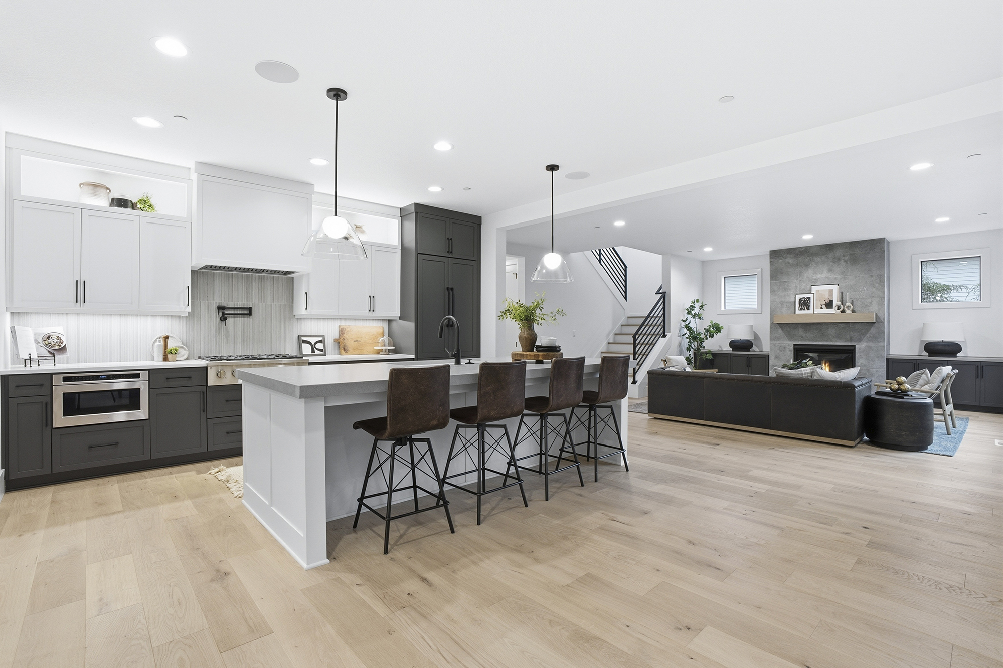 16901 Kara Ln Lake Oswego OR 22