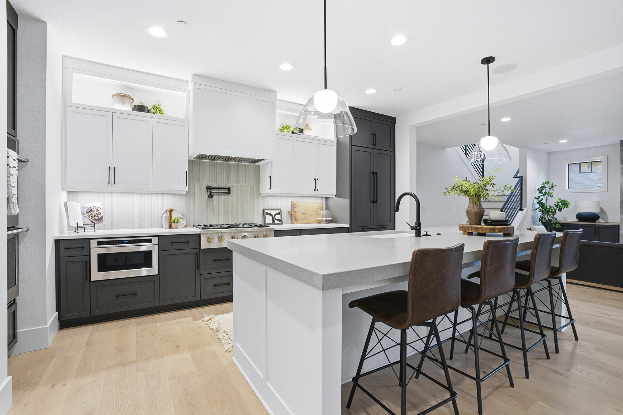 16901 Kara Ln Lake Oswego OR 23