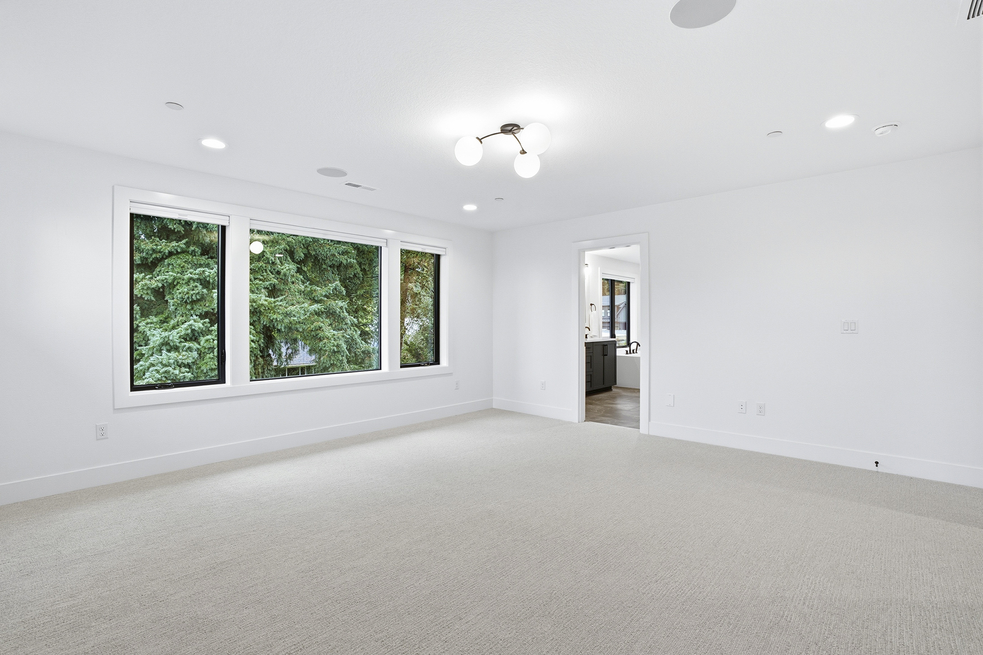 16901 Kara Ln Lake Oswego OR 35