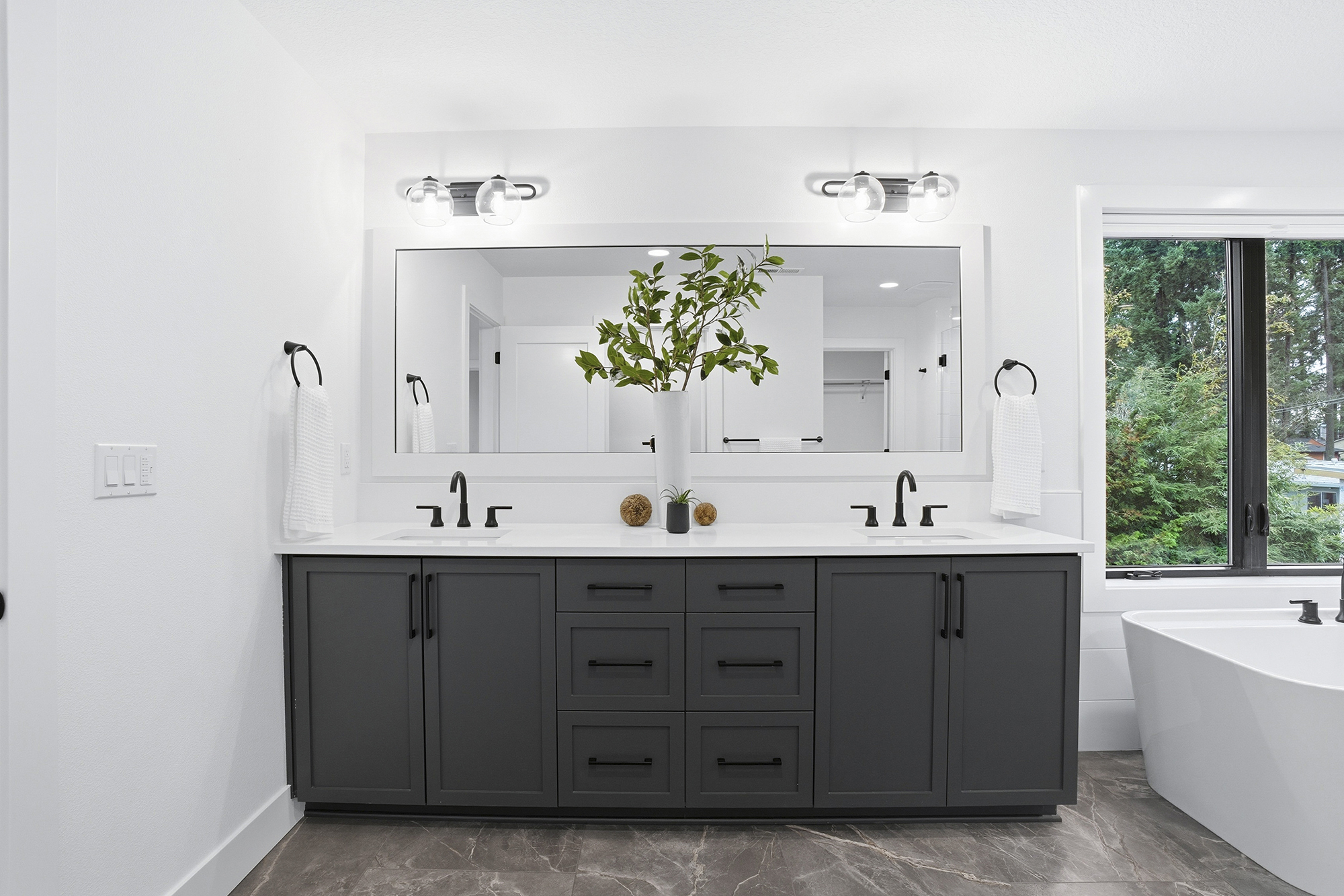 16901 Kara Ln Lake Oswego OR 39