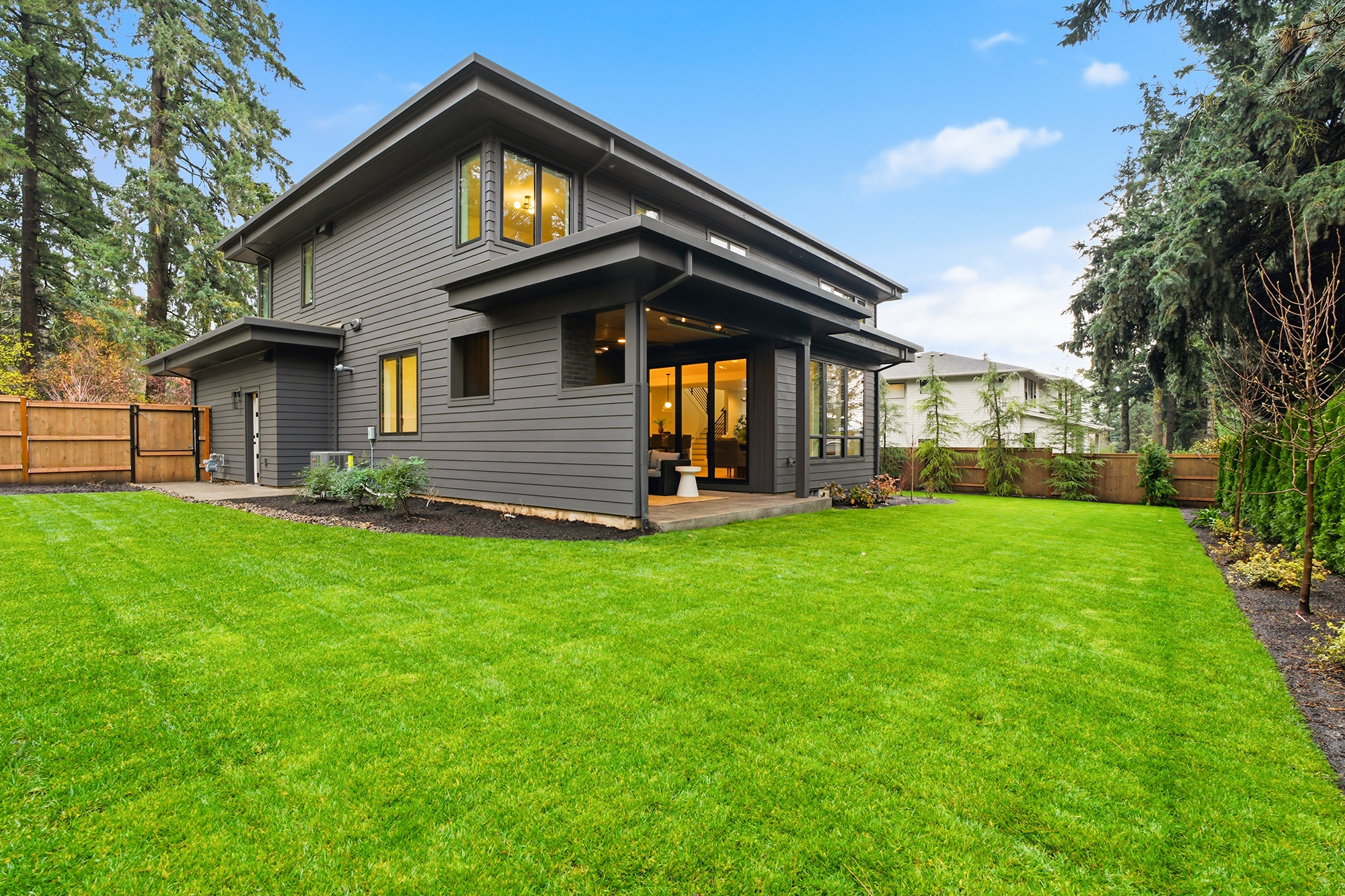 16901 Kara Ln Lake Oswego OR 66