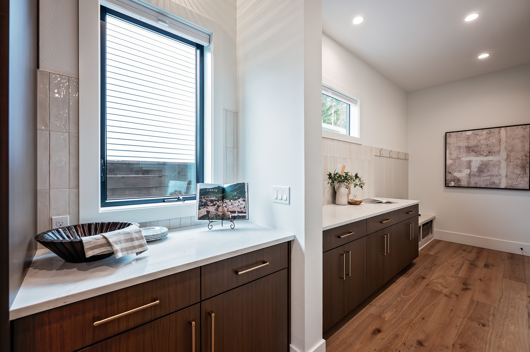 20260331 4487WBayRdLO 1052