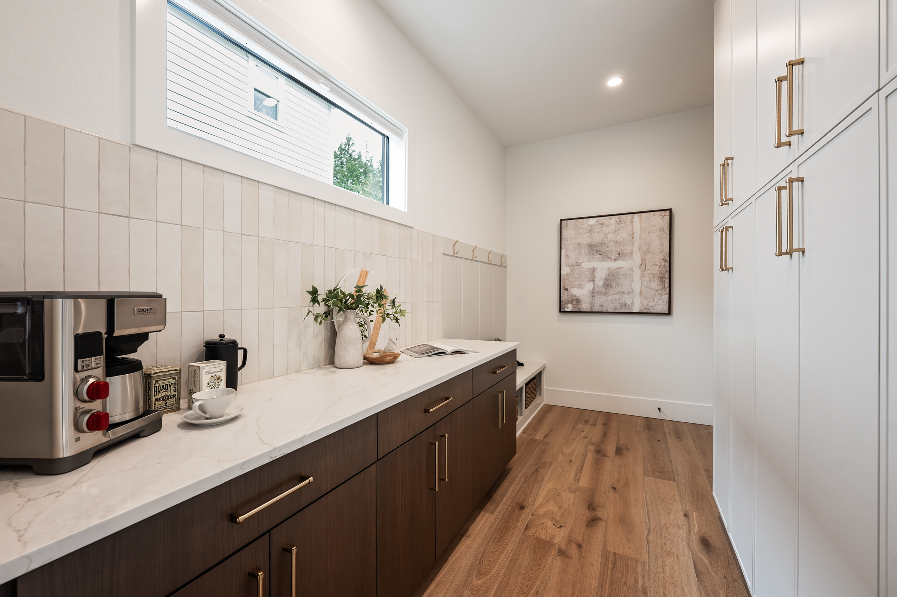 20260331 4487WBayRdLO 1056