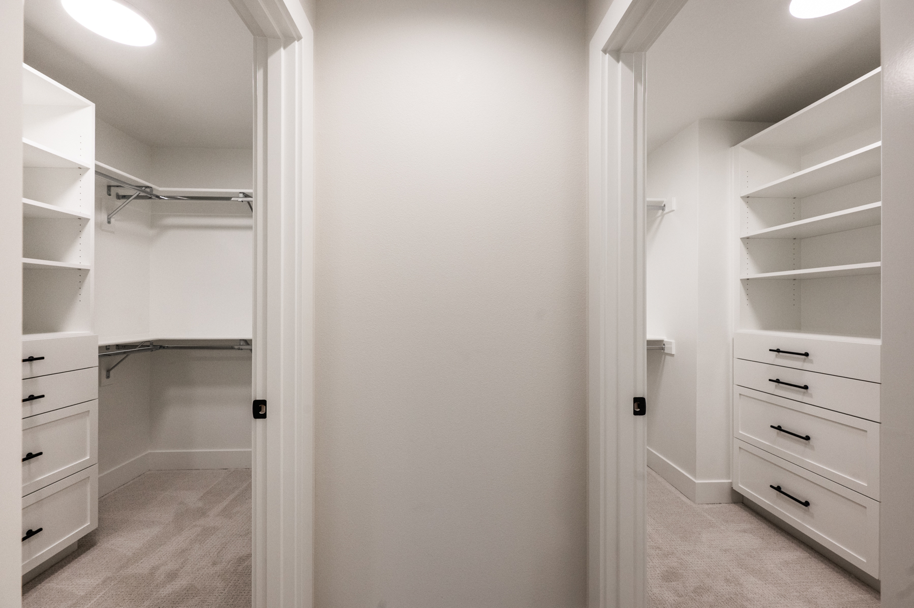 20251203 4401CobbWayLO 1046