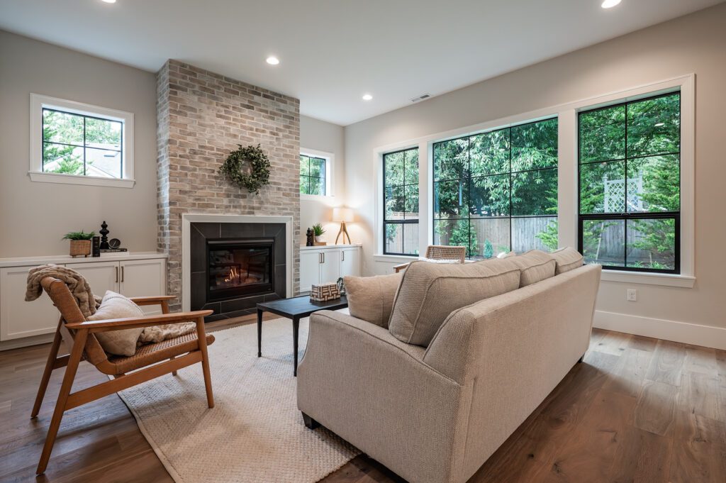 20250910 4421UpperDrLO 1008