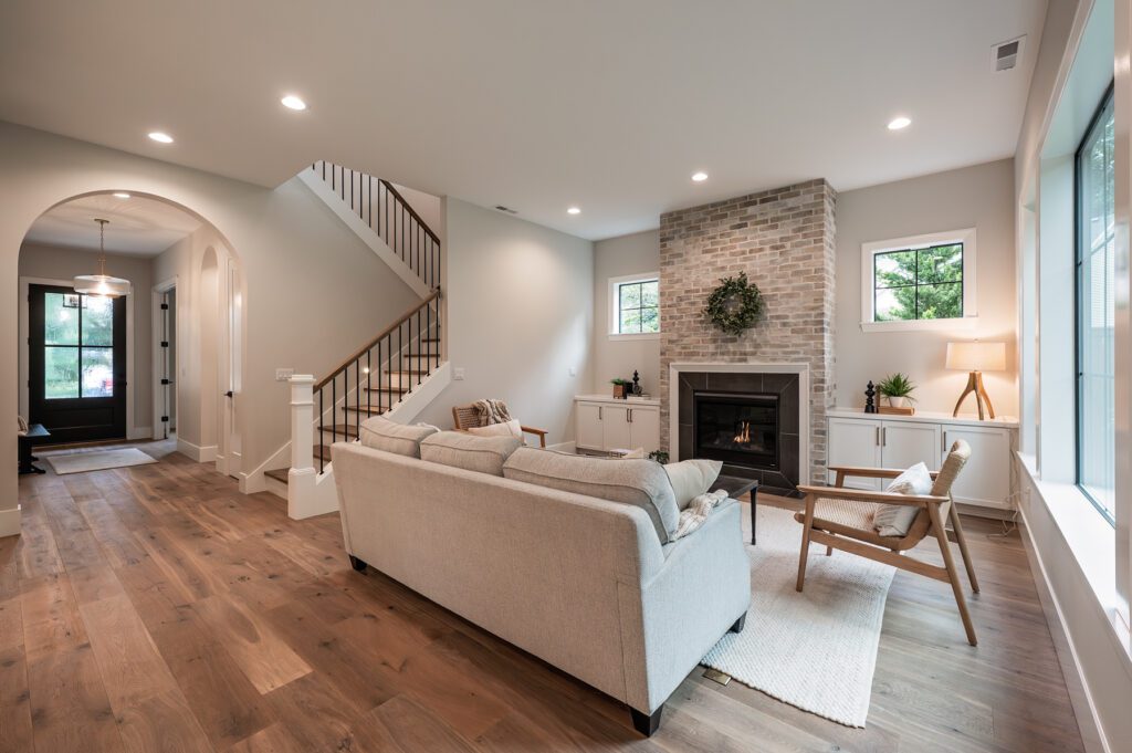 20250910 4421UpperDrLO 1009