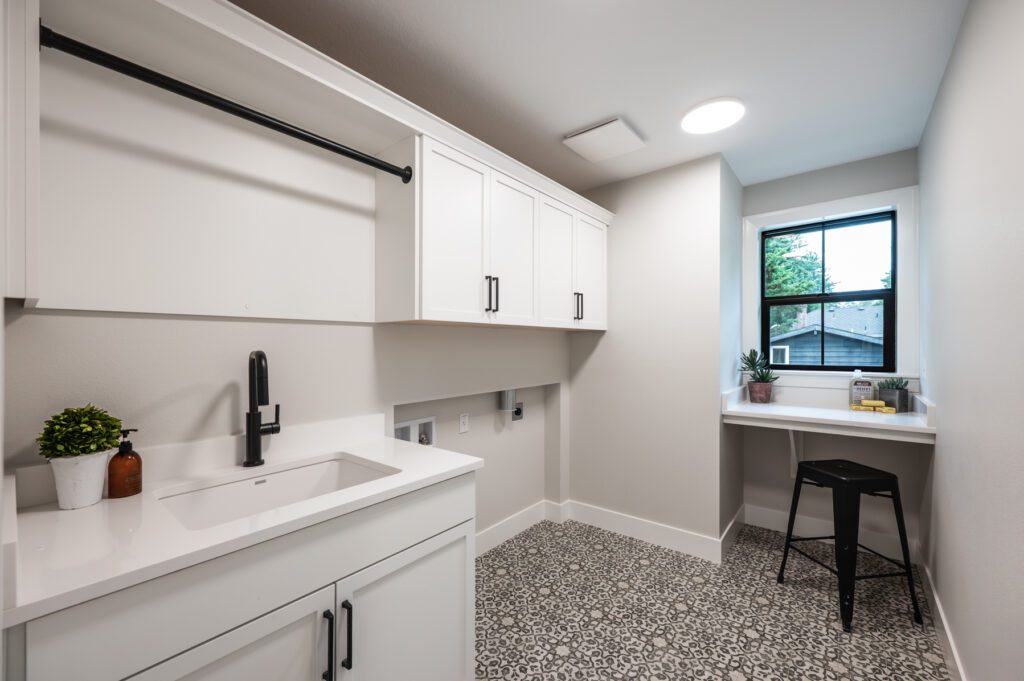 20250910 4421UpperDrLO 1038