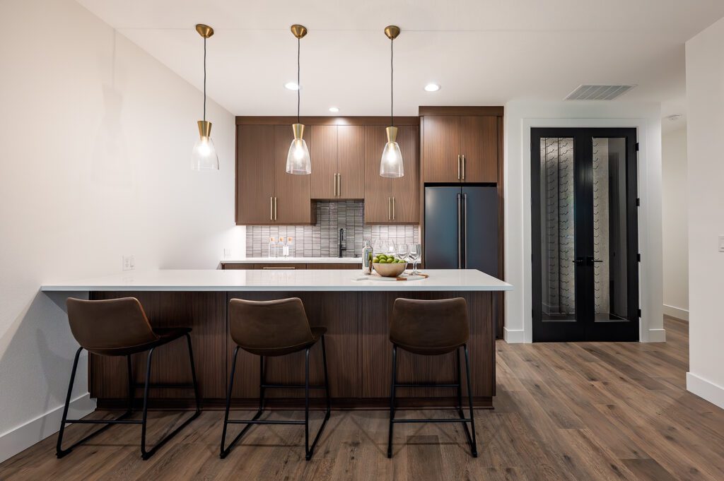 20251030 661SixthStLO 1063